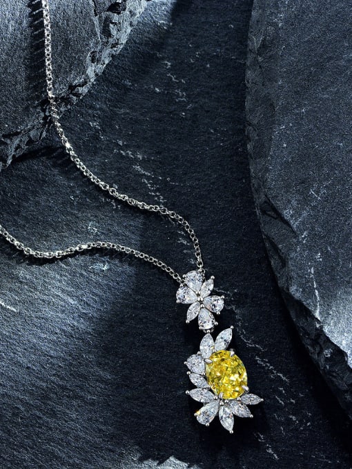 Yellow [P 2049] 925 Sterling Silver High Carbon Diamond Flower Luxury Necklace